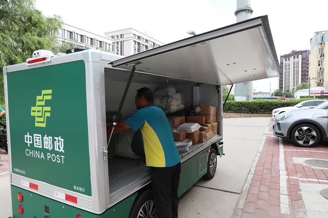 智能物流新纪元：无人车+AI驱动降本增效引领行业变革必赢中国官方网站(图1)