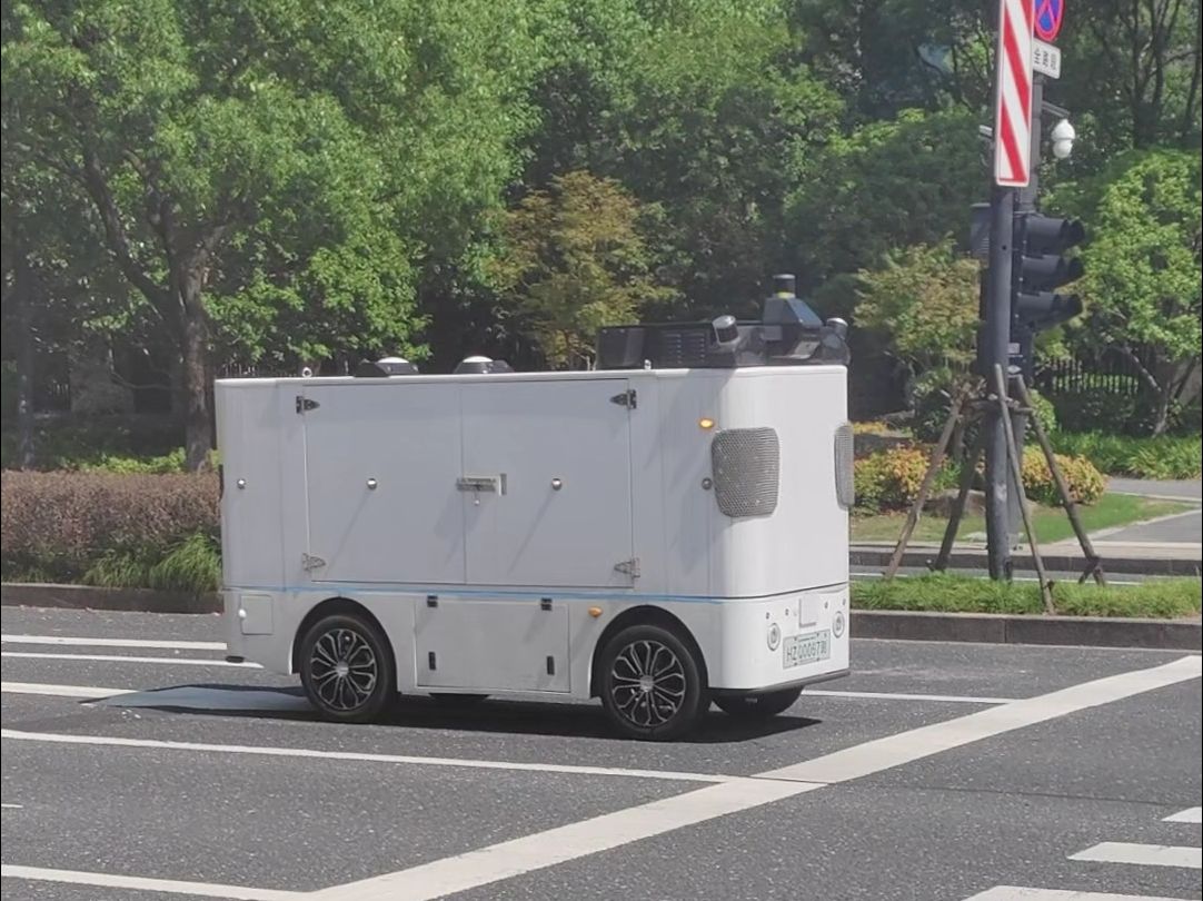 单车售价降至2万元无人物流车或迎“百车大战”(图1)