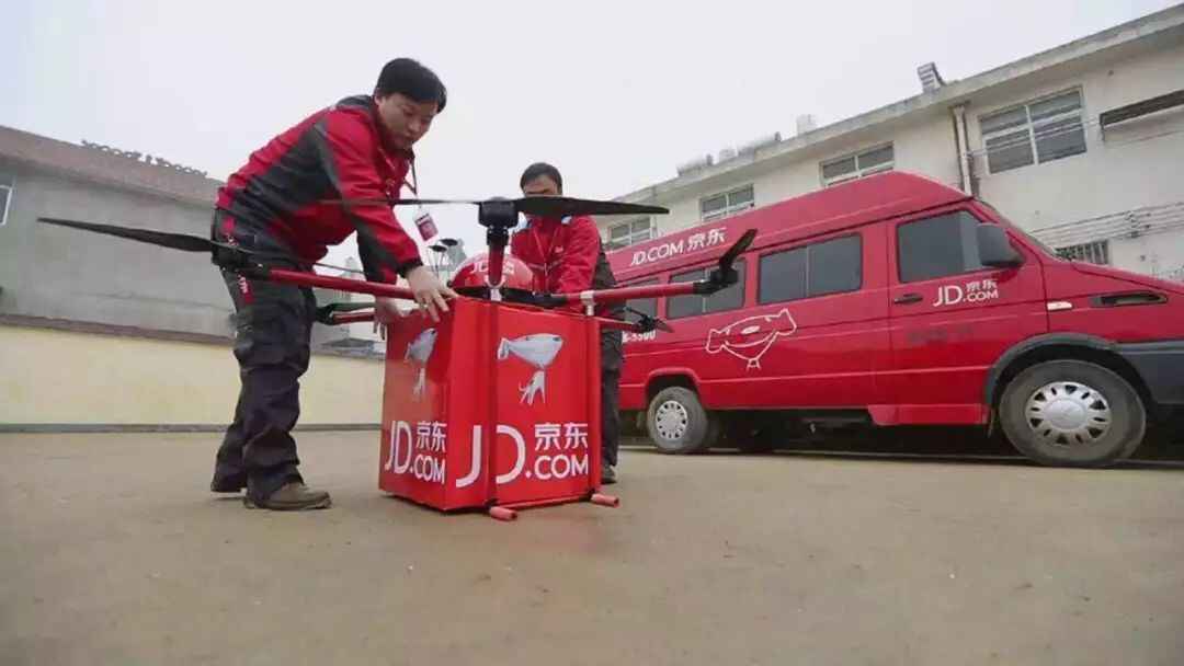 必赢中国无人配送车即将满街跑能躲路人能看红绿灯(图8)