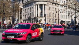 必赢中国新石器向重庆巴南邮政交付新一批无人配送车(图1)