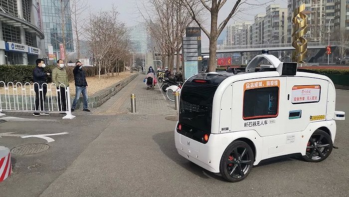 必赢中国官方网站五菱汽车无人物流车量产下线开启市场化交付新阶段(图1)